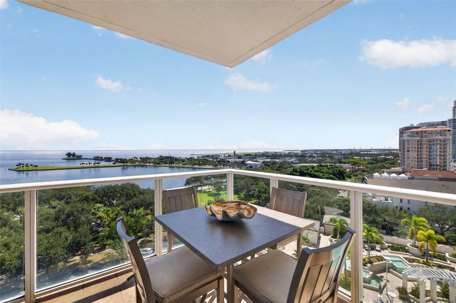 400 BEACH DRIVE NE, #1004, St Petersburg, FL 33701