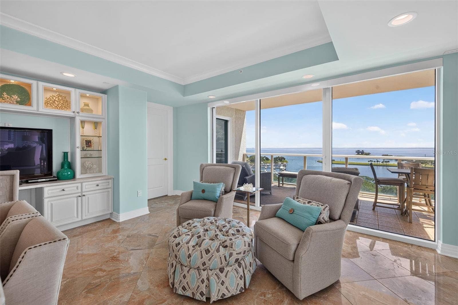 400 BEACH DRIVE NE, #1004, St Petersburg, FL 33701