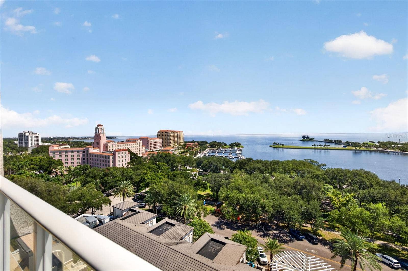 400 BEACH DRIVE NE, #1004, St Petersburg, FL 33701