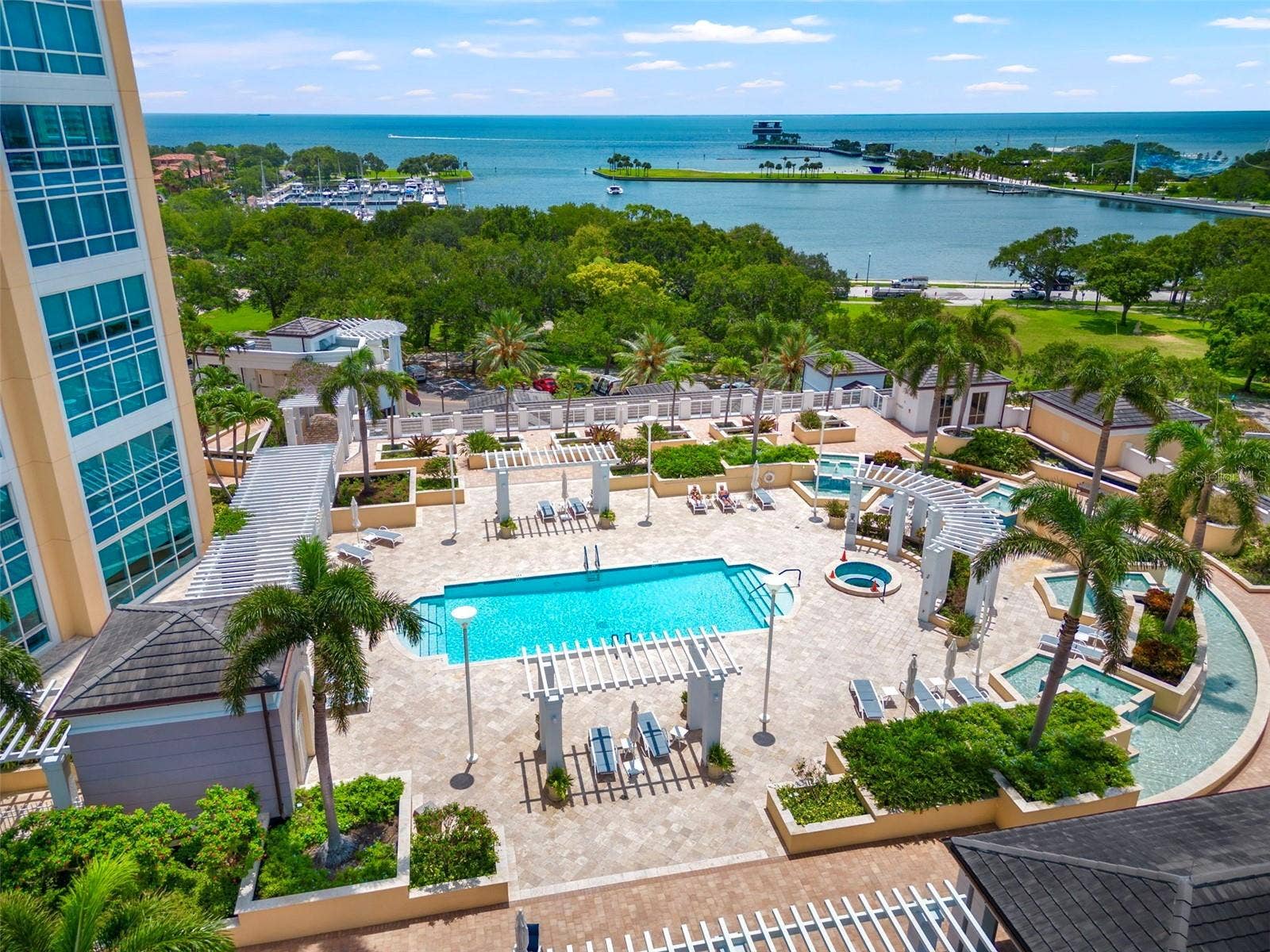 400 BEACH DRIVE NE, #1004, St Petersburg, FL 33701