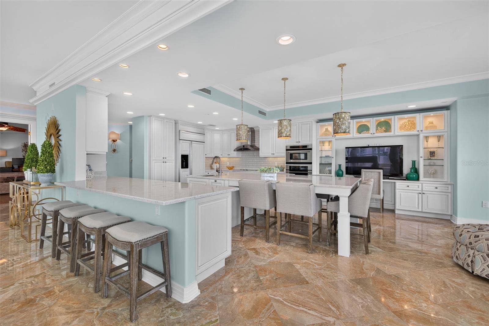 400 BEACH DRIVE NE, #1004, St Petersburg, FL 33701