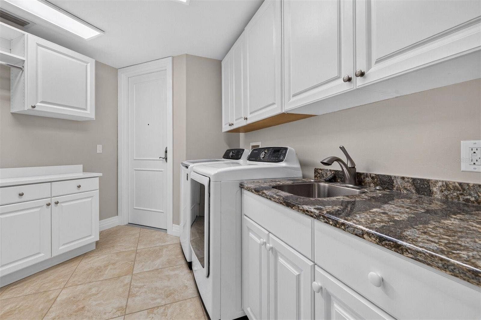 400 BEACH DRIVE NE, #1004, St Petersburg, FL 33701