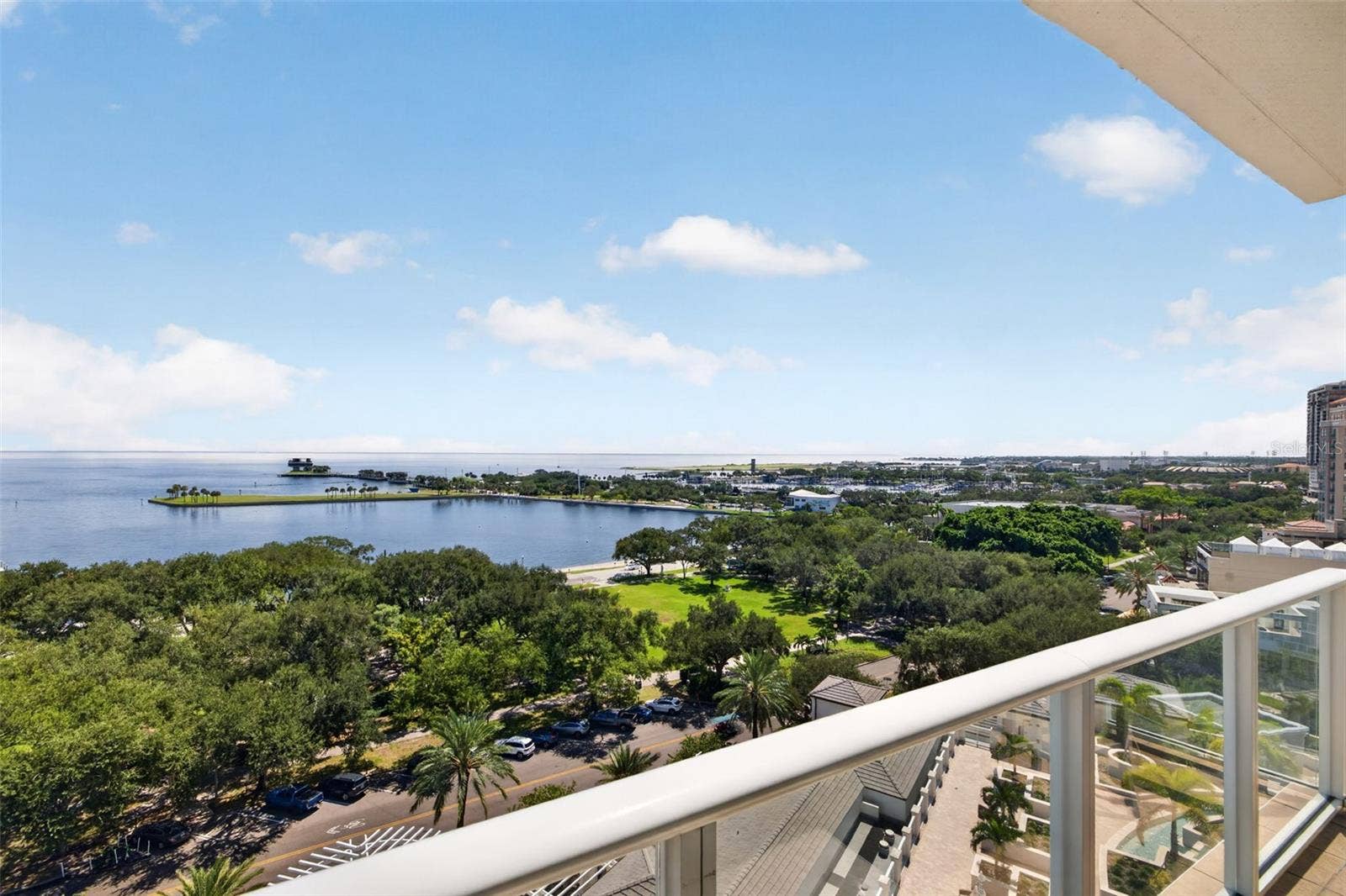 400 BEACH DRIVE NE, #1004, St Petersburg, FL 33701