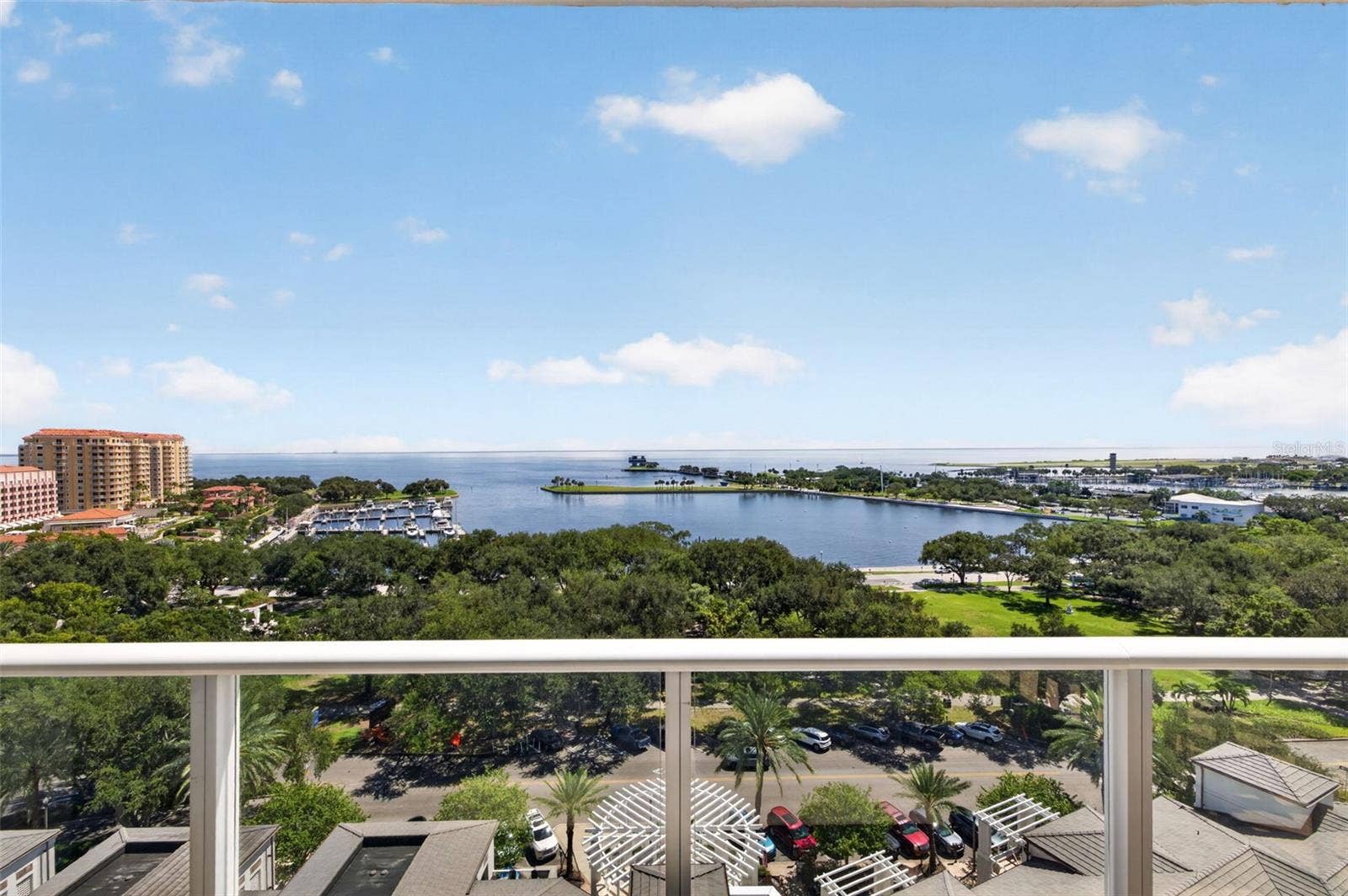 400 BEACH DRIVE NE, #1004, St Petersburg, FL 33701