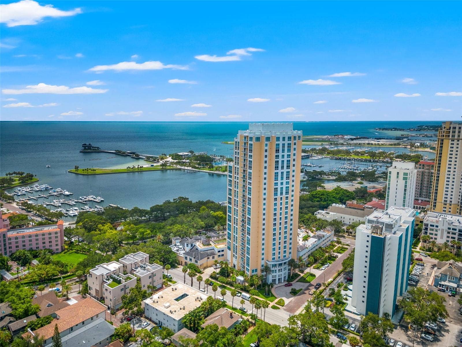 400 BEACH DRIVE NE, #1004, St Petersburg, FL 33701