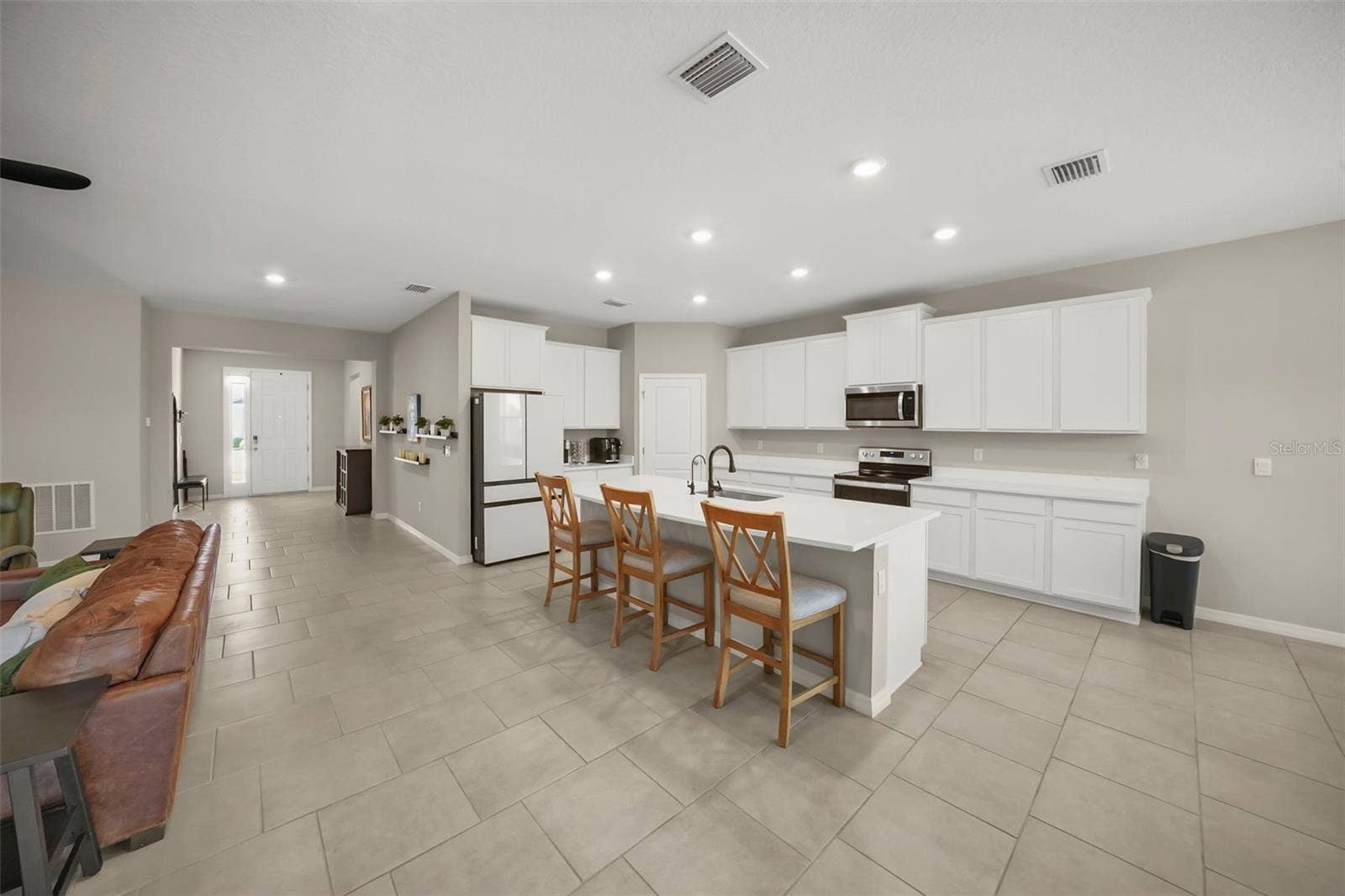 6016 WANDERING WILLOW DRIVE, Wesley Chapel, FL 33545 6016 WANDERING WILLOW DRIVE, Wesley Chapel, FL 33545