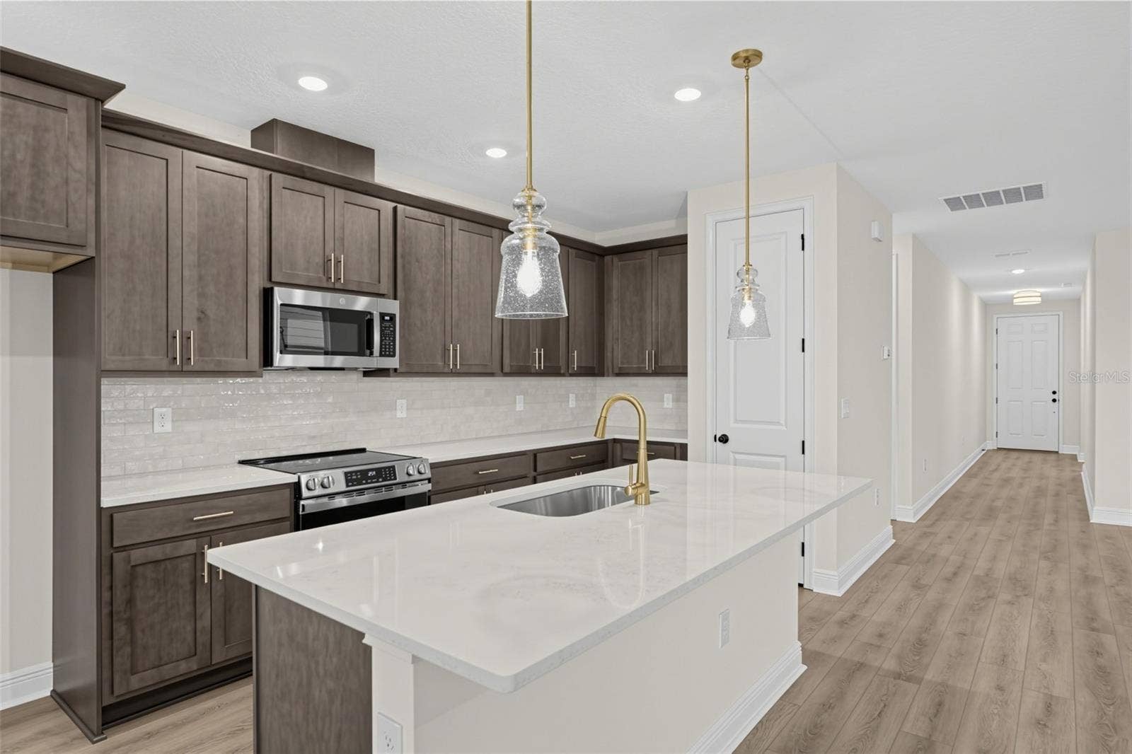 30134 EMERALD FOREST DRIVE, Mount Dora, FL 32757