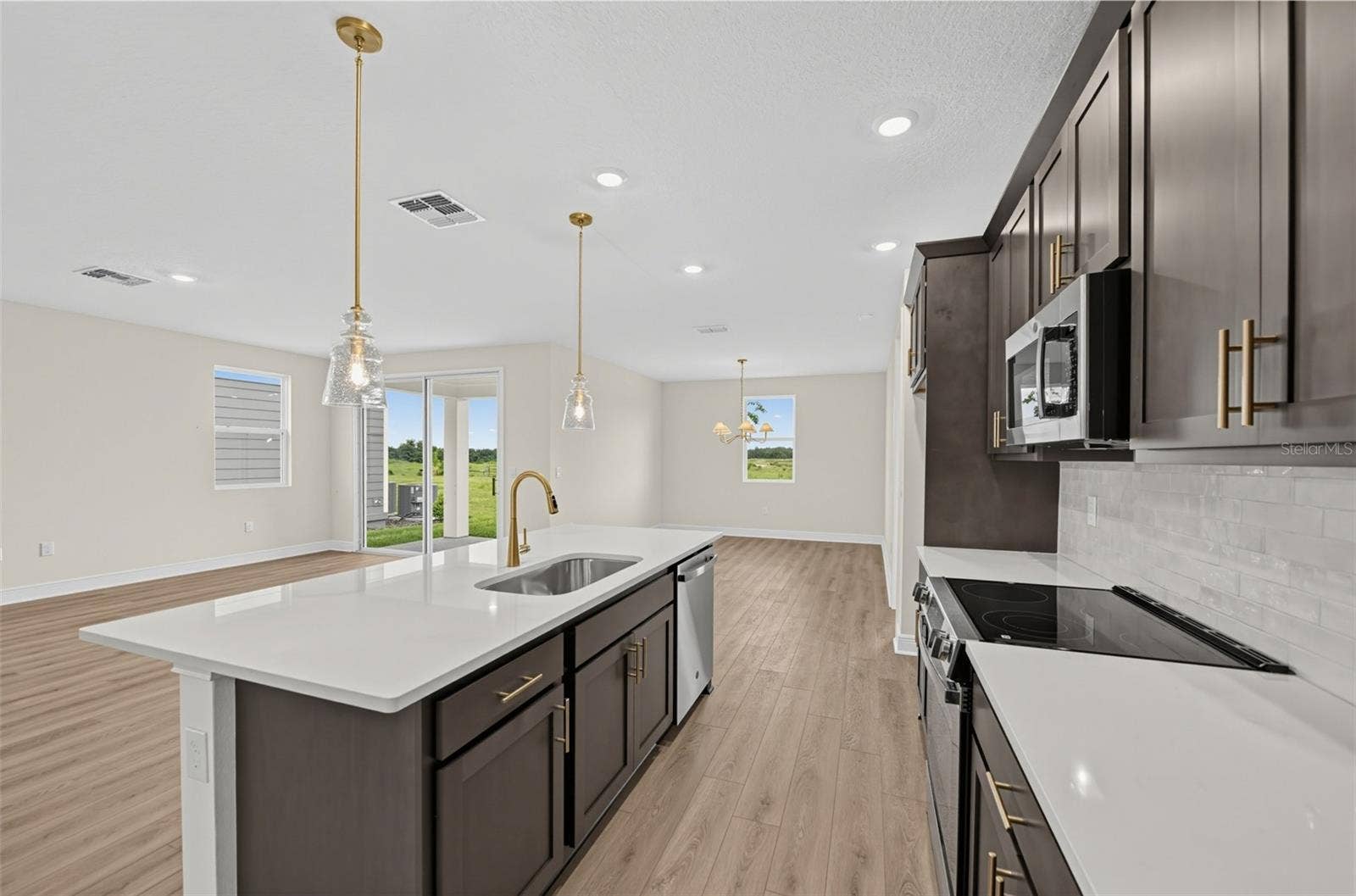 30134 EMERALD FOREST DRIVE, Mount Dora, FL 32757