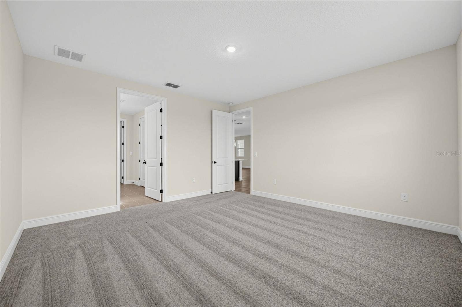 30134 EMERALD FOREST DRIVE, Mount Dora, FL 32757