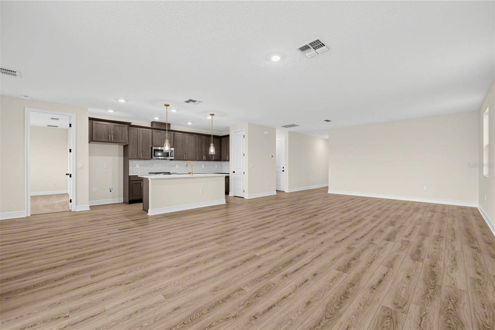 30134 EMERALD FOREST DRIVE, Mount Dora, FL 32757