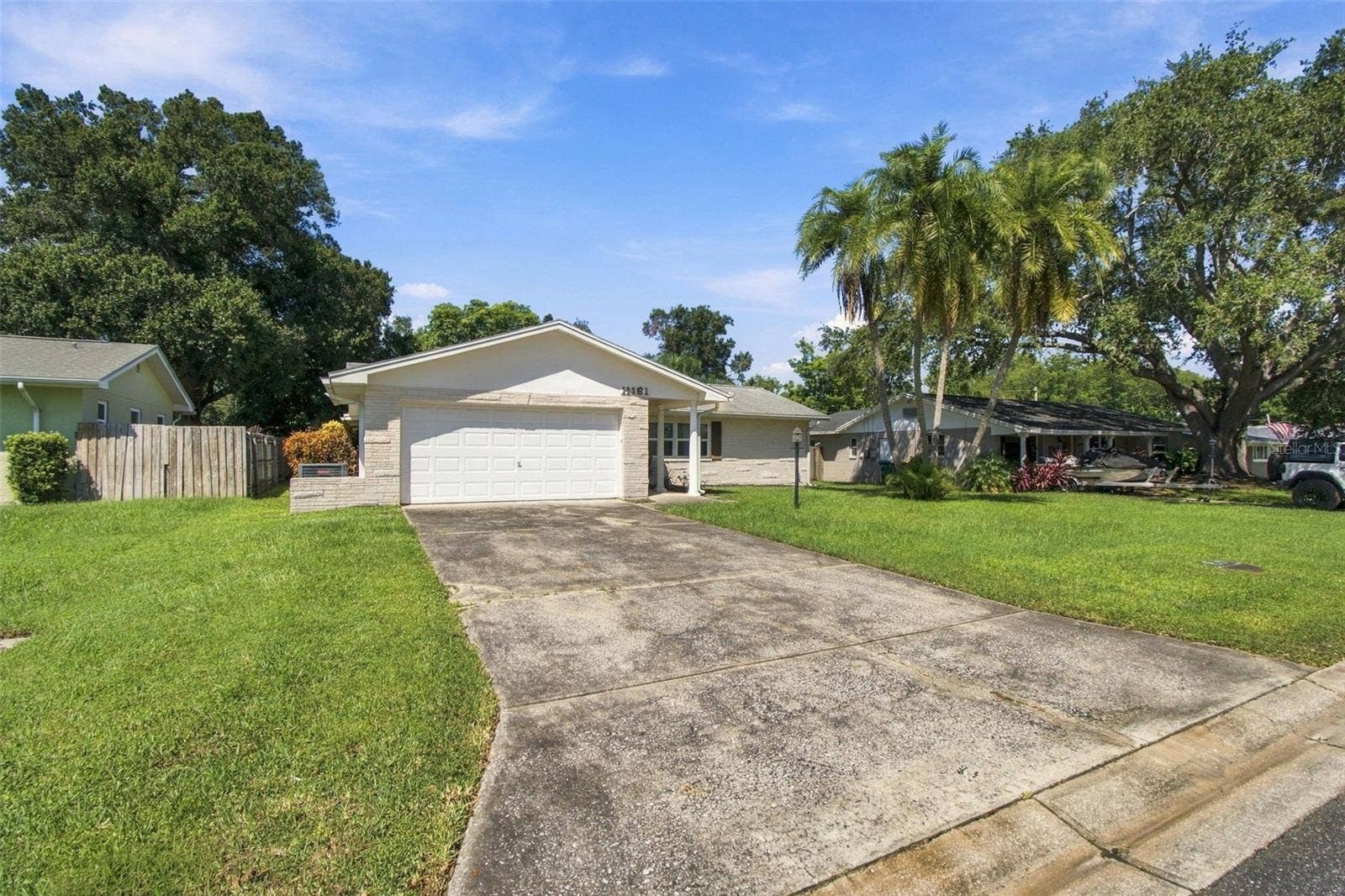 11161 105TH AVENUE, Seminole, FL 33778