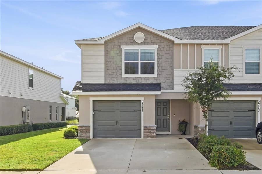 Property photo for 2731 IDYLL LAKES CIRCLE, Plant City, FL