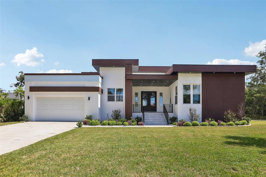 Property photo for 806 LAMONT PLACE, Temple Terrace, FL