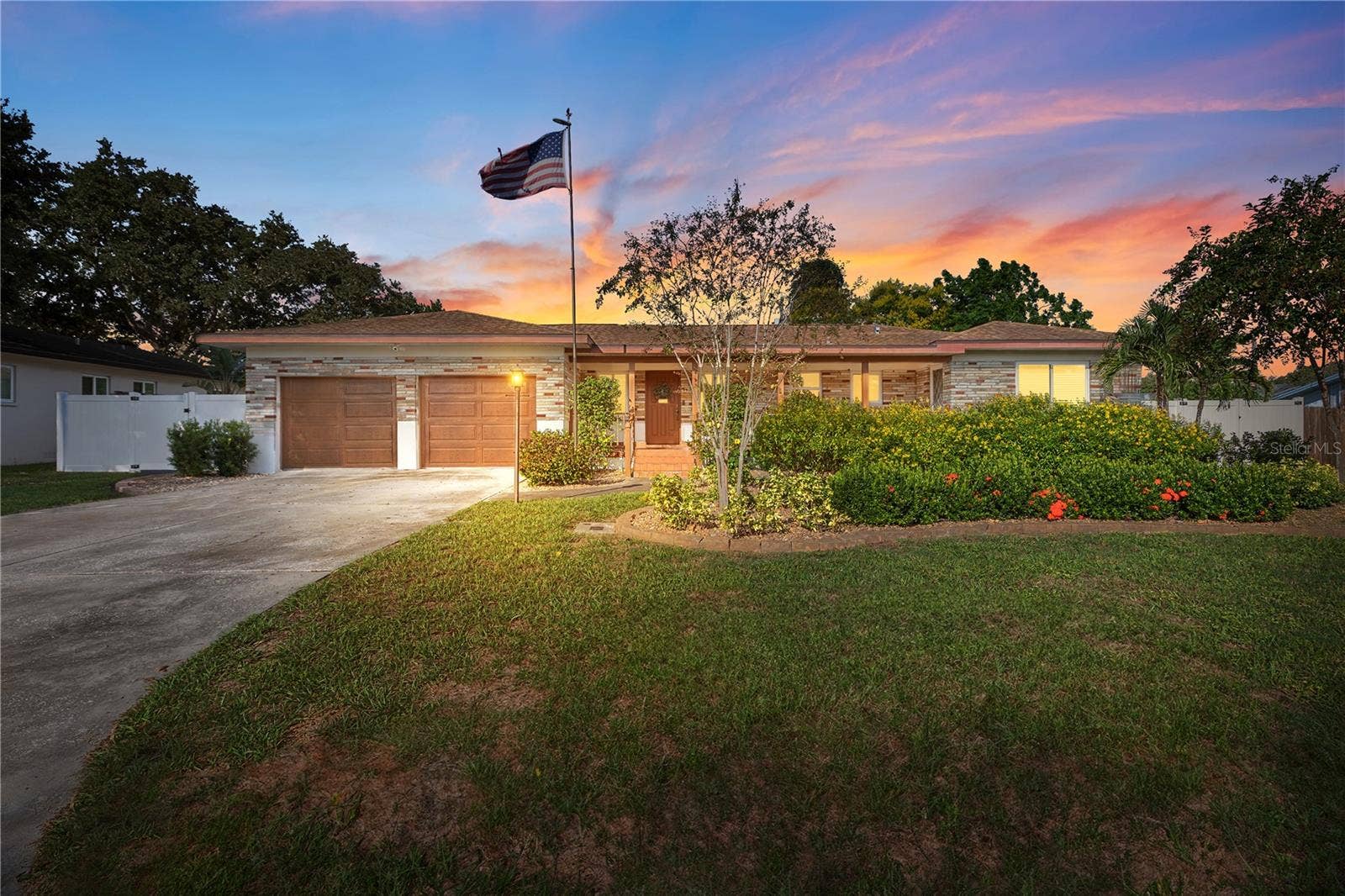 1324 WHITACRE DRIVE, Clearwater, FL 33764 1324 WHITACRE DRIVE, Clearwater, FL 33764