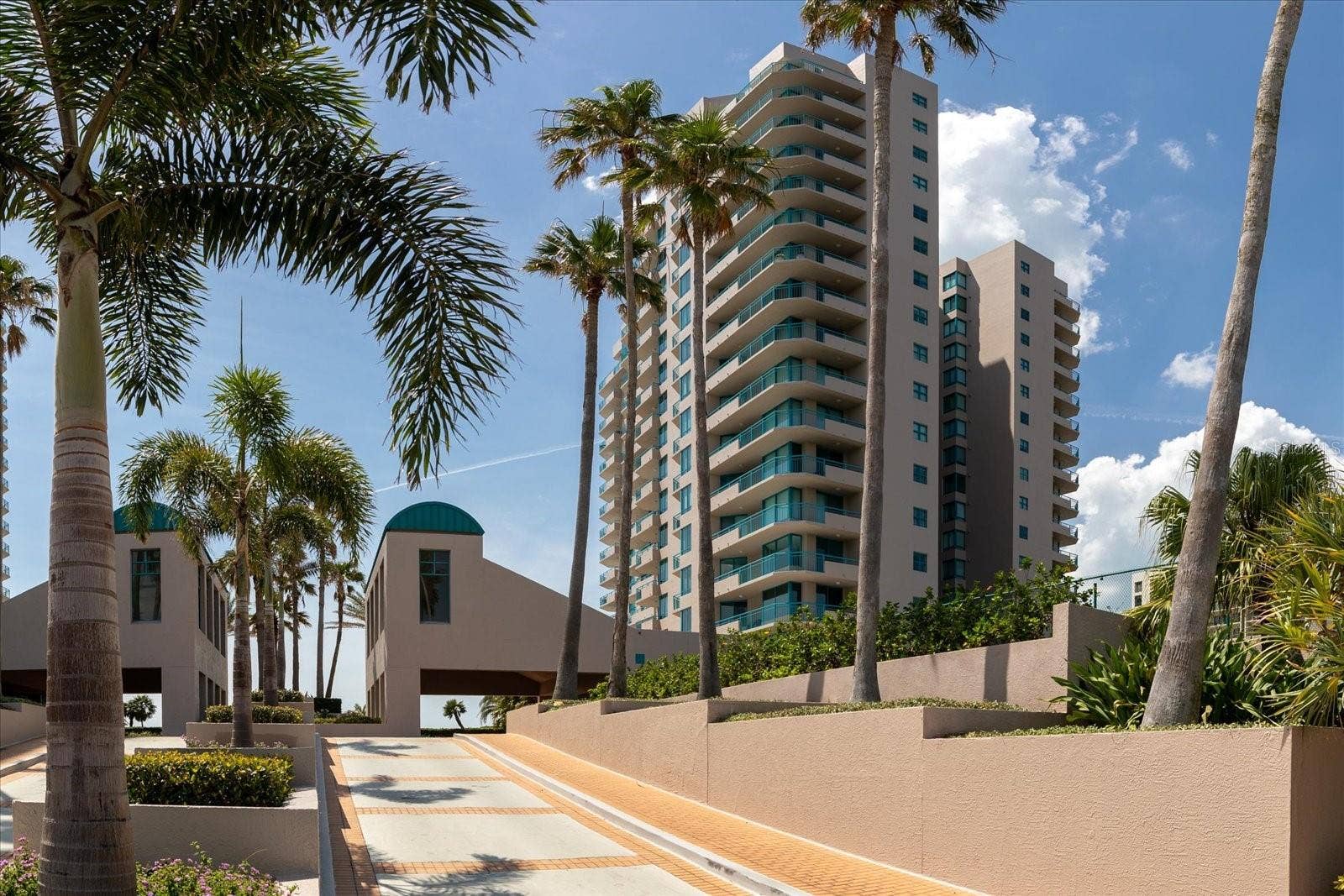 1520 GULF BOULEVARD, #1107, Clearwater, FL 33767 1520 GULF BOULEVARD, #1107, Clearwater, FL 33767
