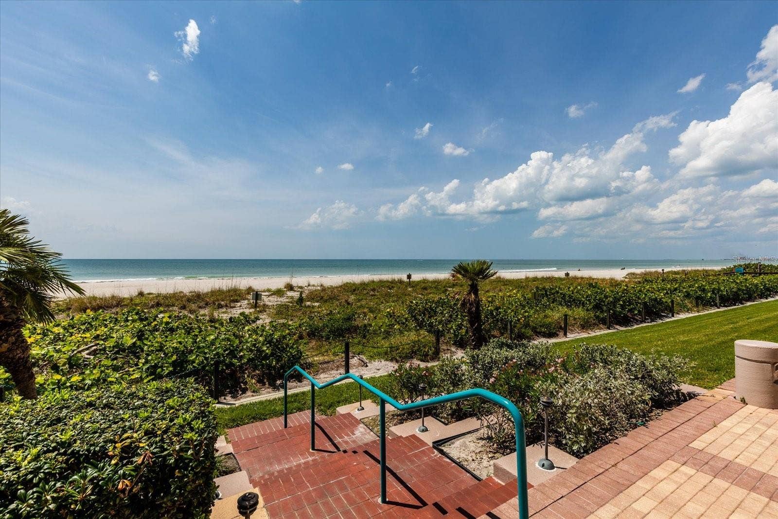 1520 GULF BOULEVARD, #1107, Clearwater, FL 33767 1520 GULF BOULEVARD, #1107, Clearwater, FL 33767