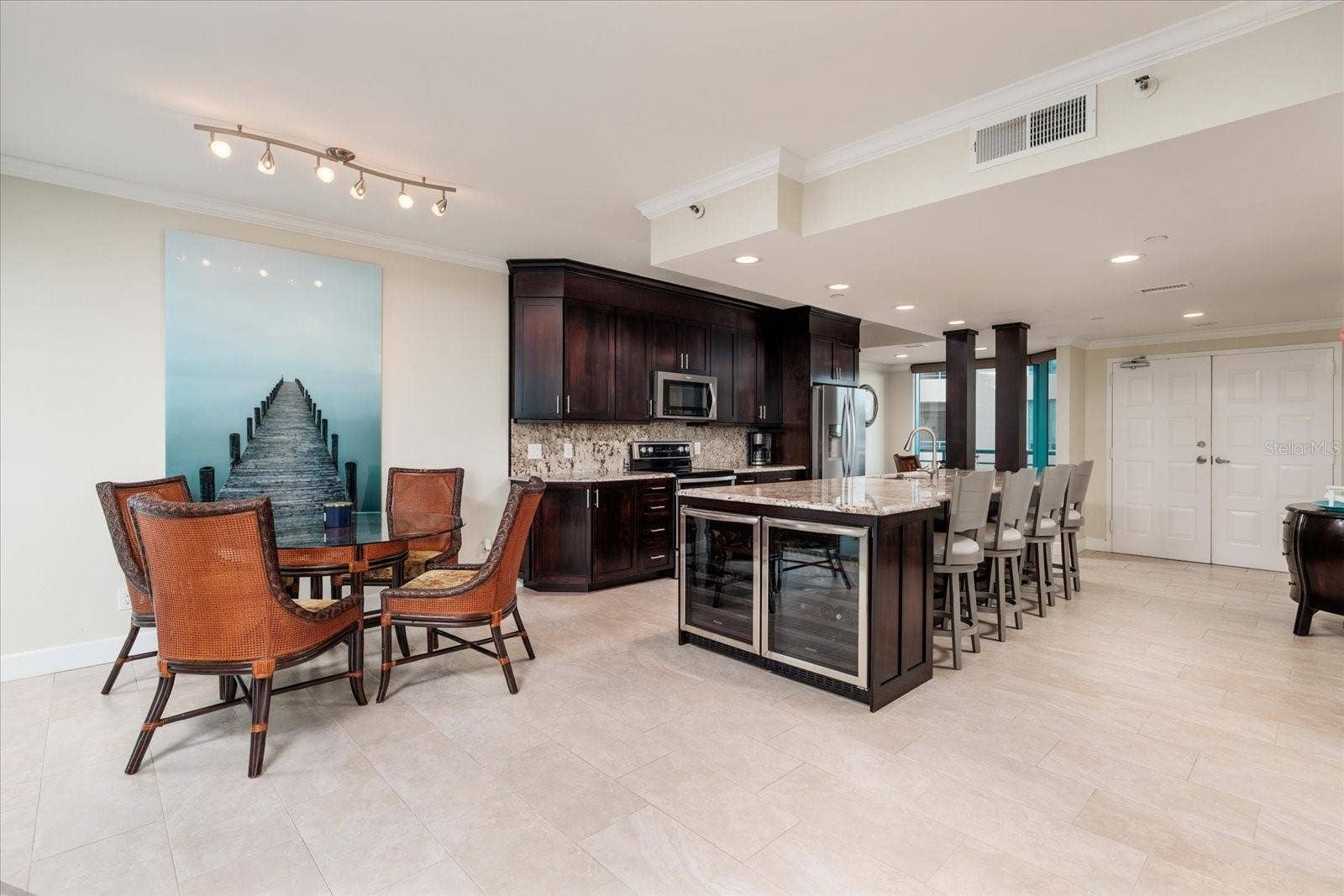 1520 GULF BOULEVARD, #1107, Clearwater, FL 33767 1520 GULF BOULEVARD, #1107, Clearwater, FL 33767