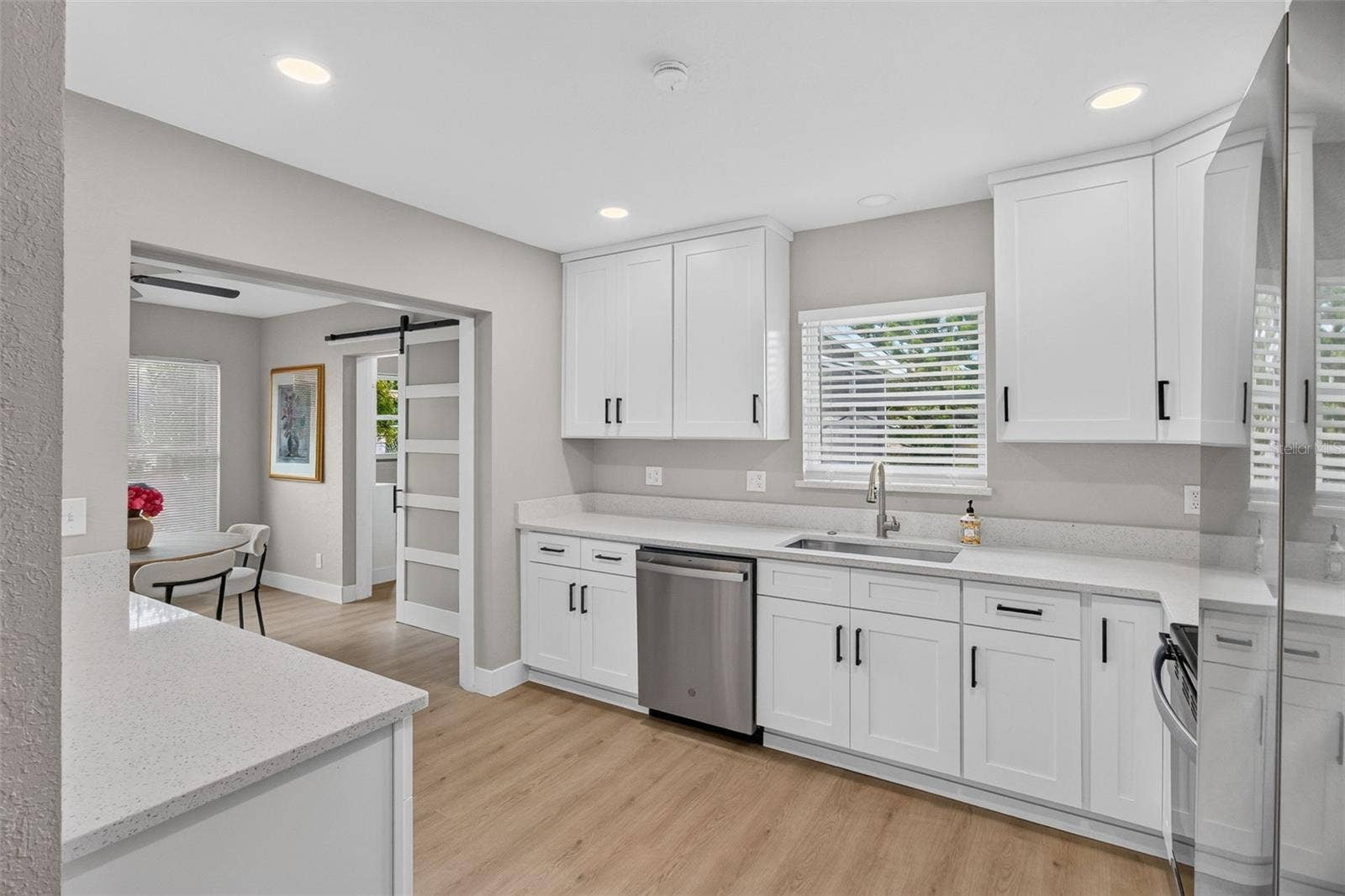 BIG UPDATED KITCHEN