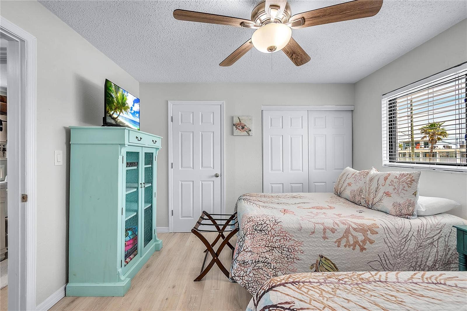 8470 W GULF BOULEVARD, #210, Treasure Island, FL 33706 8470 W GULF BOULEVARD, #210, Treasure Island, FL 33706