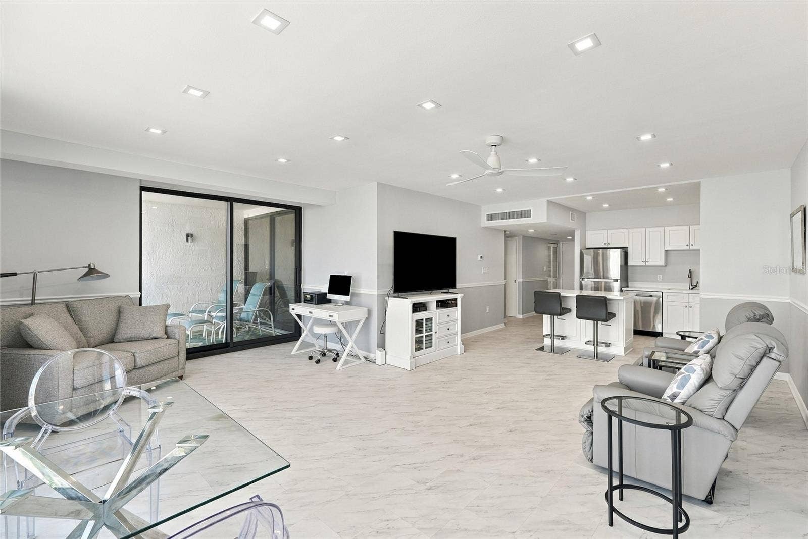 707 S GULFSTREAM AVENUE, #1006, Sarasota, FL 34236