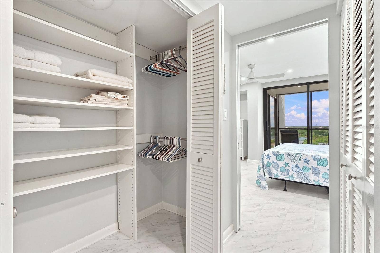 707 S GULFSTREAM AVENUE, #1006, Sarasota, FL 34236