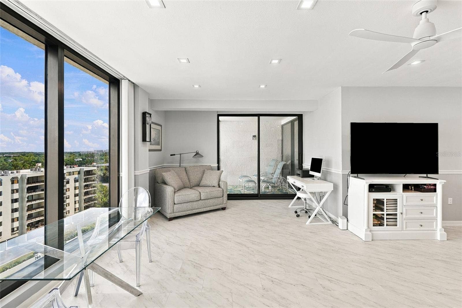 707 S GULFSTREAM AVENUE, #1006, Sarasota, FL 34236