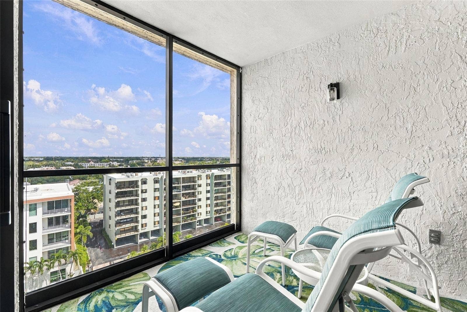 Screened patio
