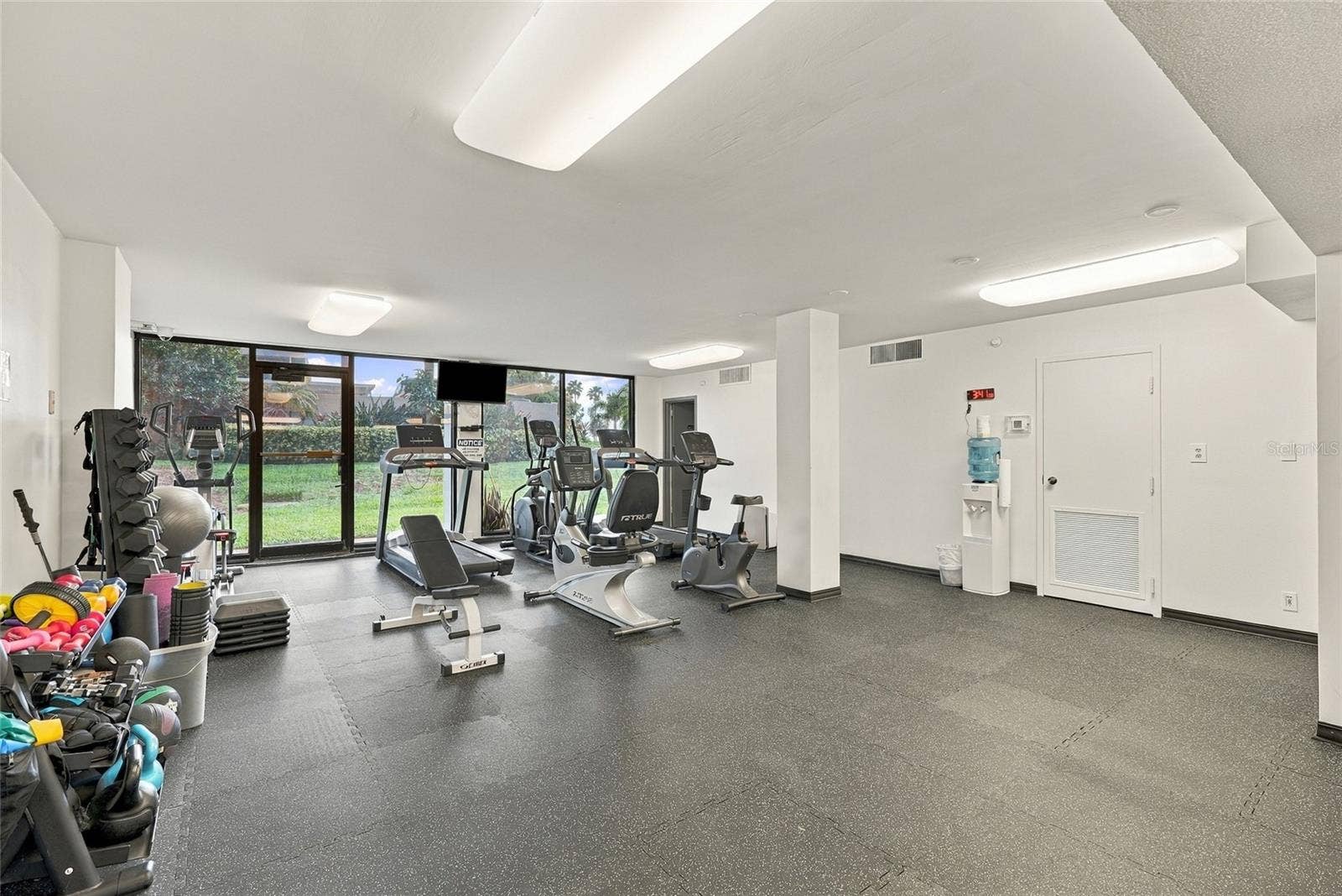 Fitness room with bathrooms