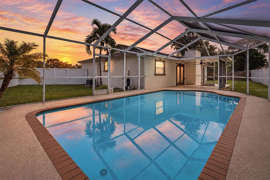 Property photo for 7892 SUNDOWN DRIVE N, St Petersburg, FL