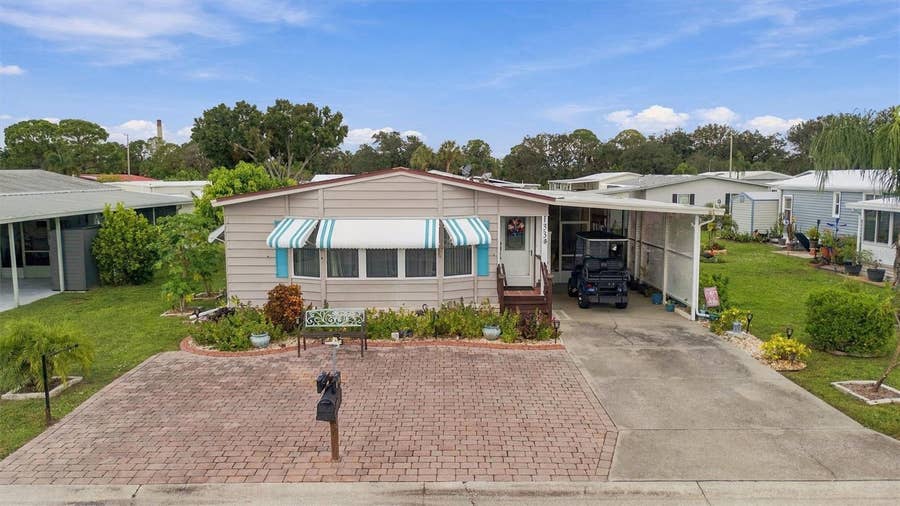 Property photo for 133 S SAINT THOMAS CIRCLE, Apollo Beach, FL