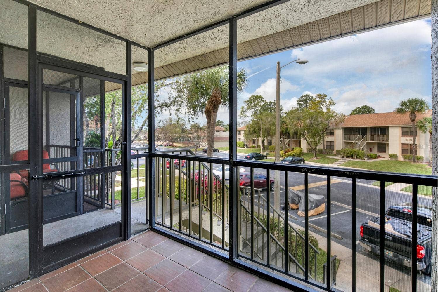 private screened in porch