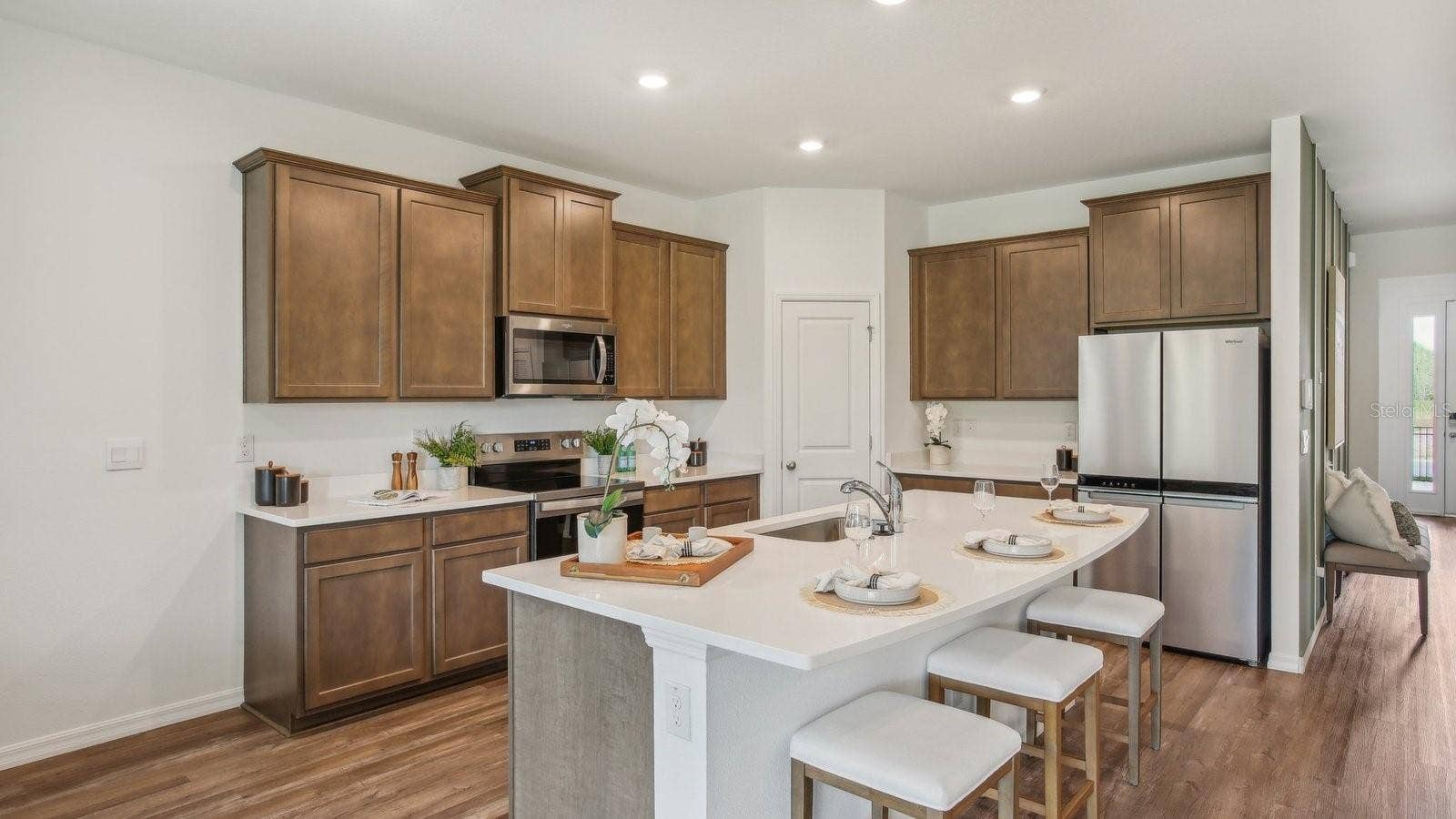 32527 DULUTH DRIVE, Wesley Chapel, FL 33543 32527 DULUTH DRIVE, Wesley Chapel, FL 33543
