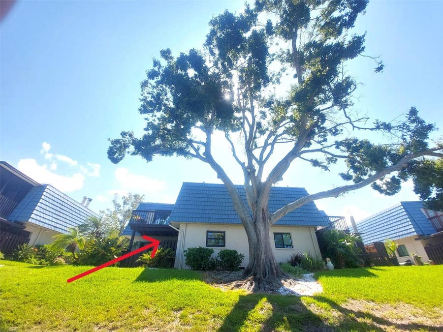 Property photo for 9446 TRADEWINDS AVENUE, Seminole, FL