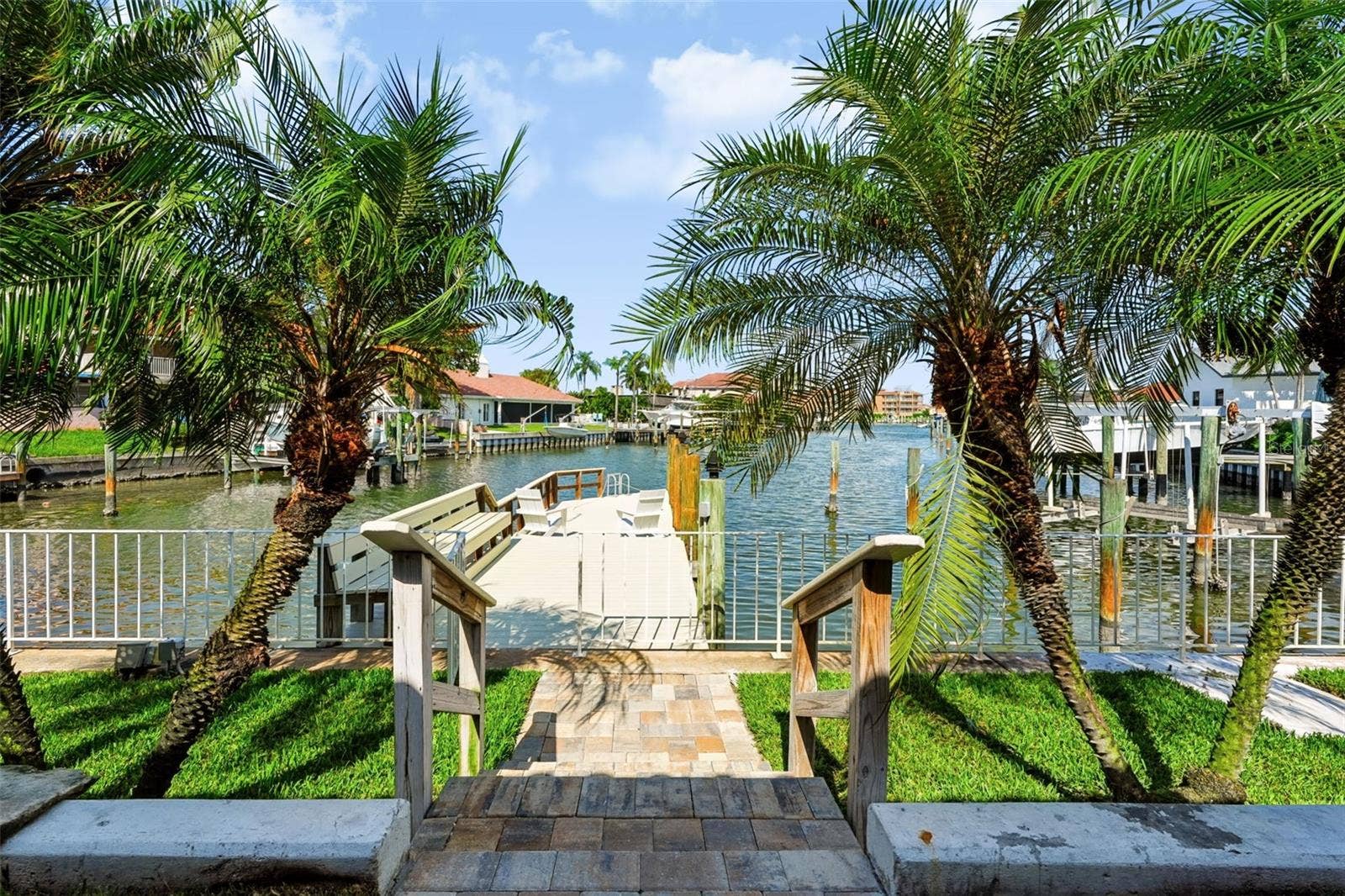 5962 LEELAND STREET S, St Petersburg, FL 33715 5962 LEELAND STREET S, St Petersburg, FL 33715
