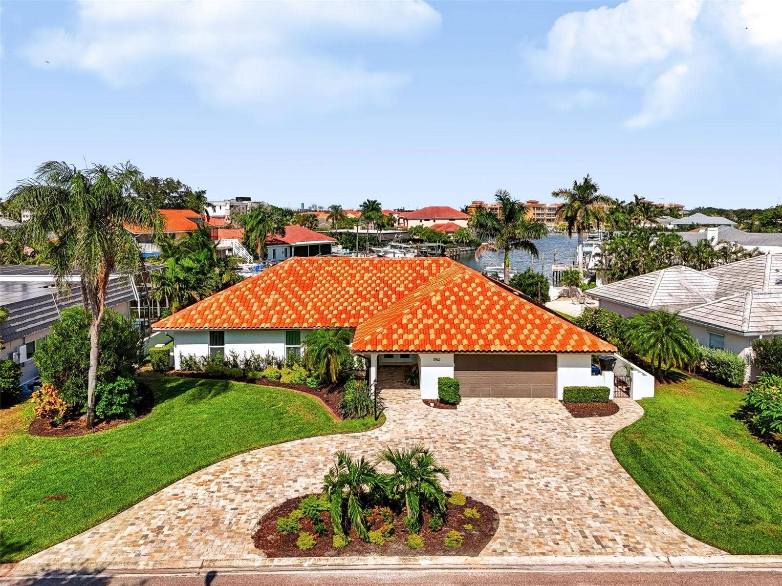 5962 LEELAND STREET S, St Petersburg, FL 33715 5962 LEELAND STREET S, St Petersburg, FL 33715