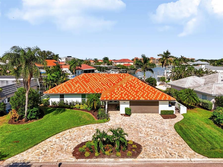 Property photo for 5962 LEELAND STREET S, St Petersburg, FL