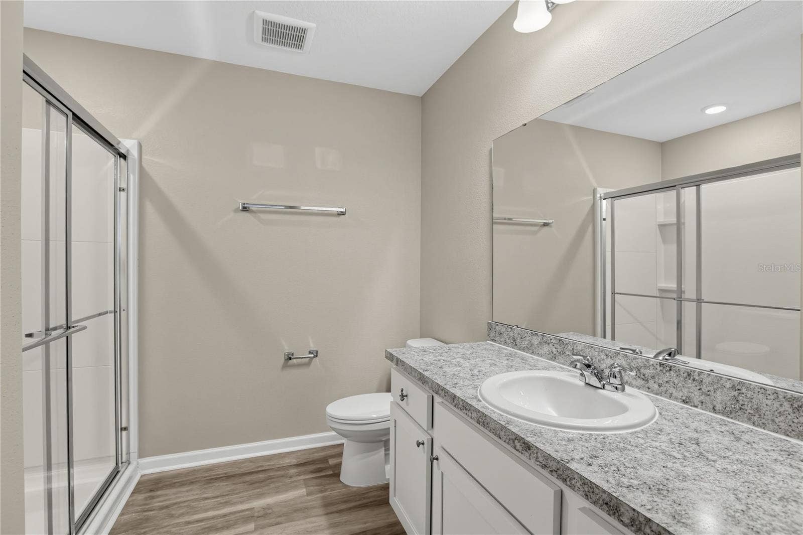 1033 CADES COVE WAY, Deland, FL 32720 1033 CADES COVE WAY, Deland, FL 32720