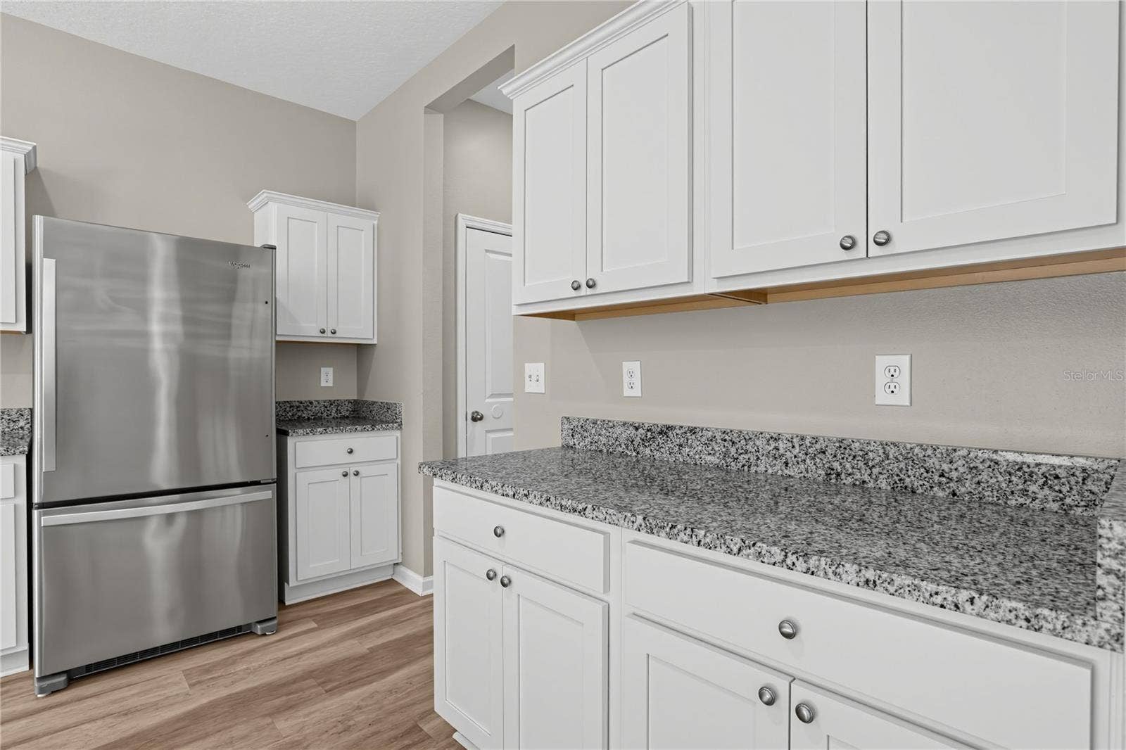 1033 CADES COVE WAY, Deland, FL 32720 1033 CADES COVE WAY, Deland, FL 32720