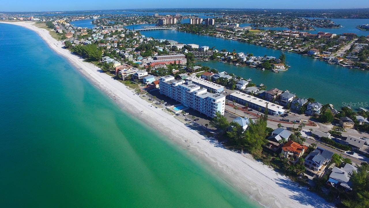 9755 HARRELL AVENUE, #206, Treasure Island, FL 33706 9755 HARRELL AVENUE, #206, Treasure Island, FL 33706