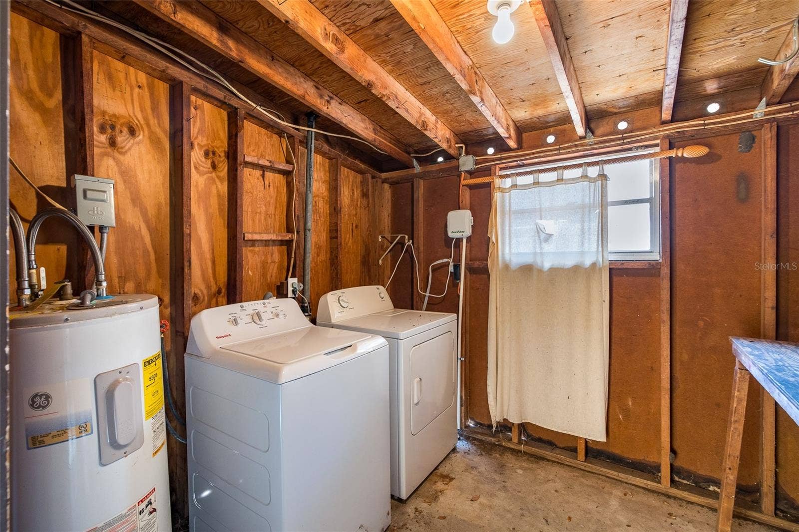 4403 GANDY CIRCLE, Tampa, FL 33616 Laundry room