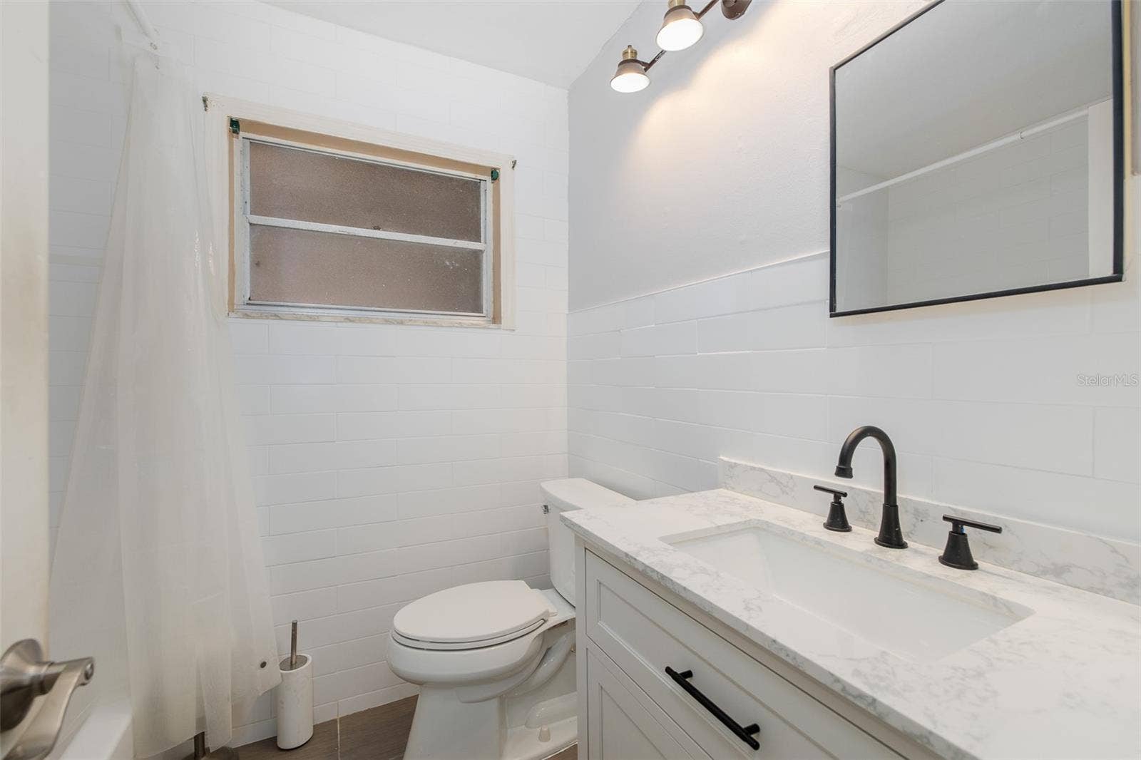 4403 GANDY CIRCLE, Tampa, FL 33616 Bathroom