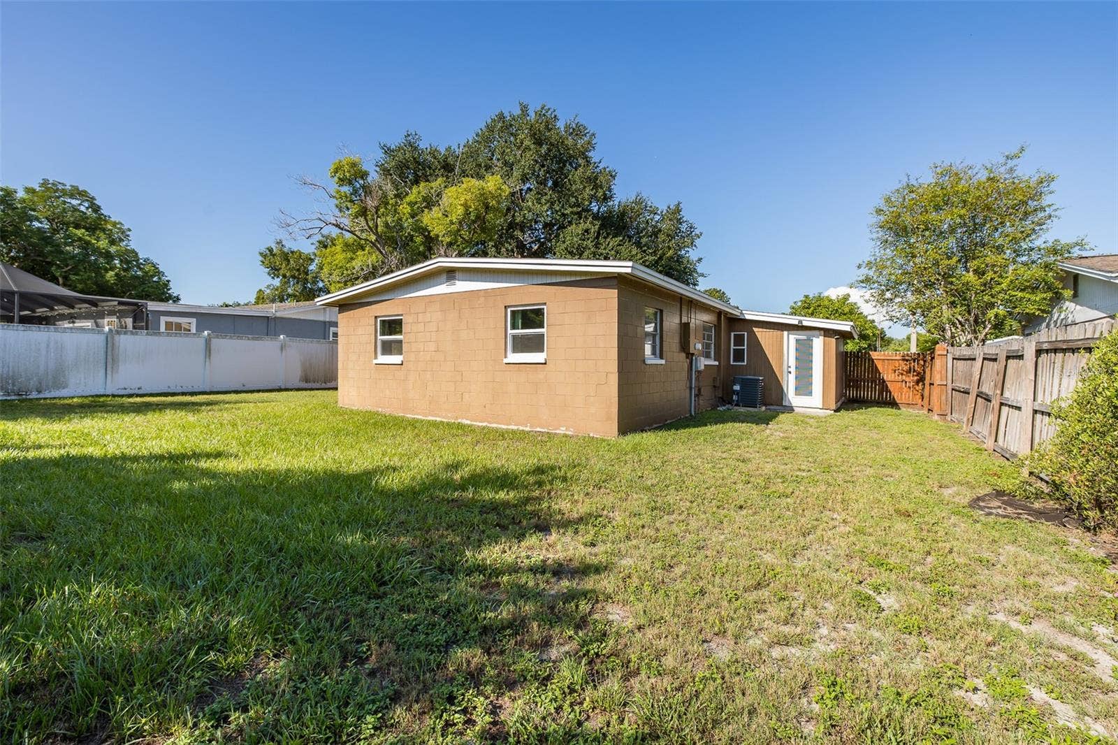 4403 GANDY CIRCLE, Tampa, FL 33616 4403 GANDY CIRCLE, Tampa, FL 33616