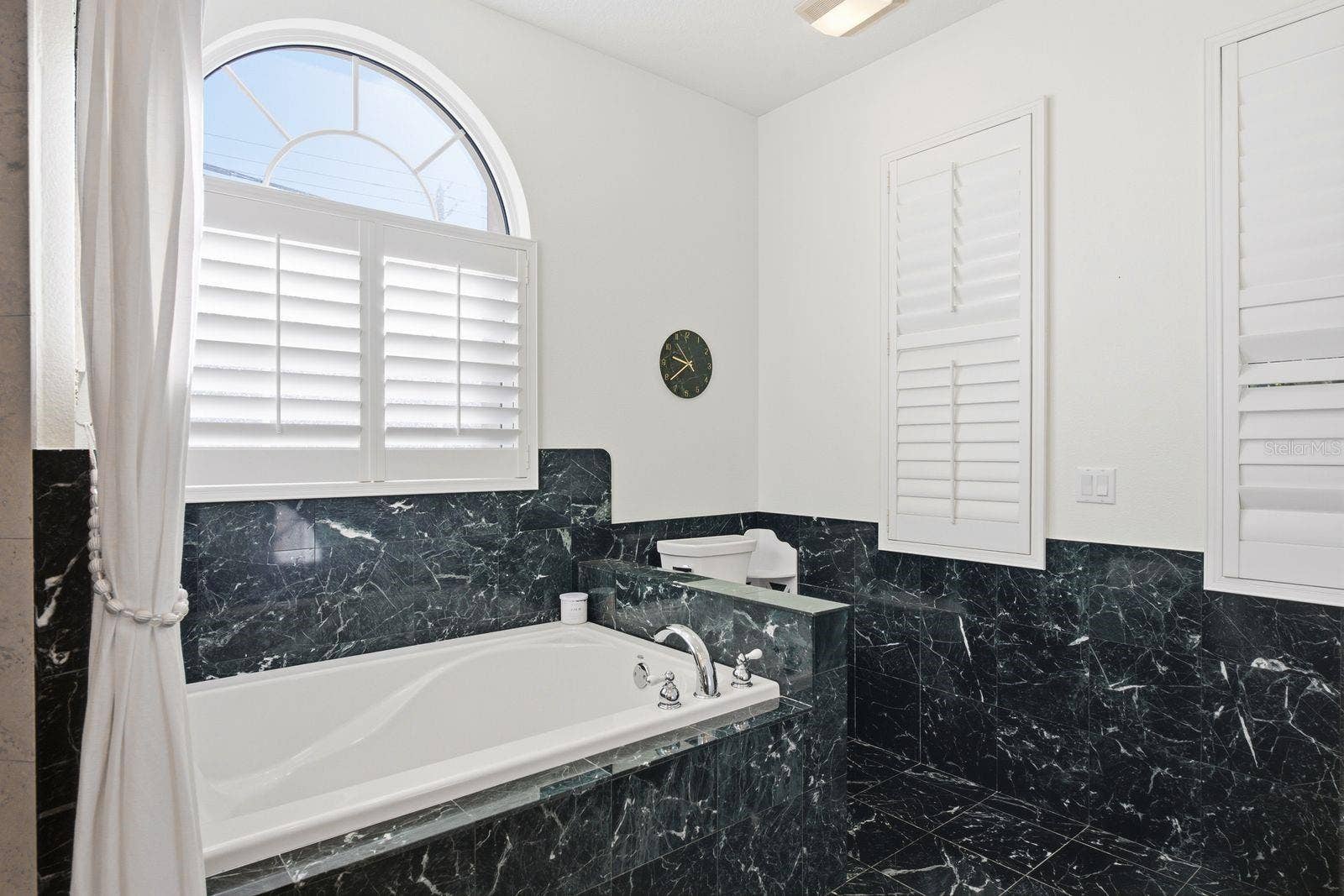 580 S FLORIDA AVENUE, Tarpon Springs, FL 34689 580 S FLORIDA AVENUE, Tarpon Springs, FL 34689