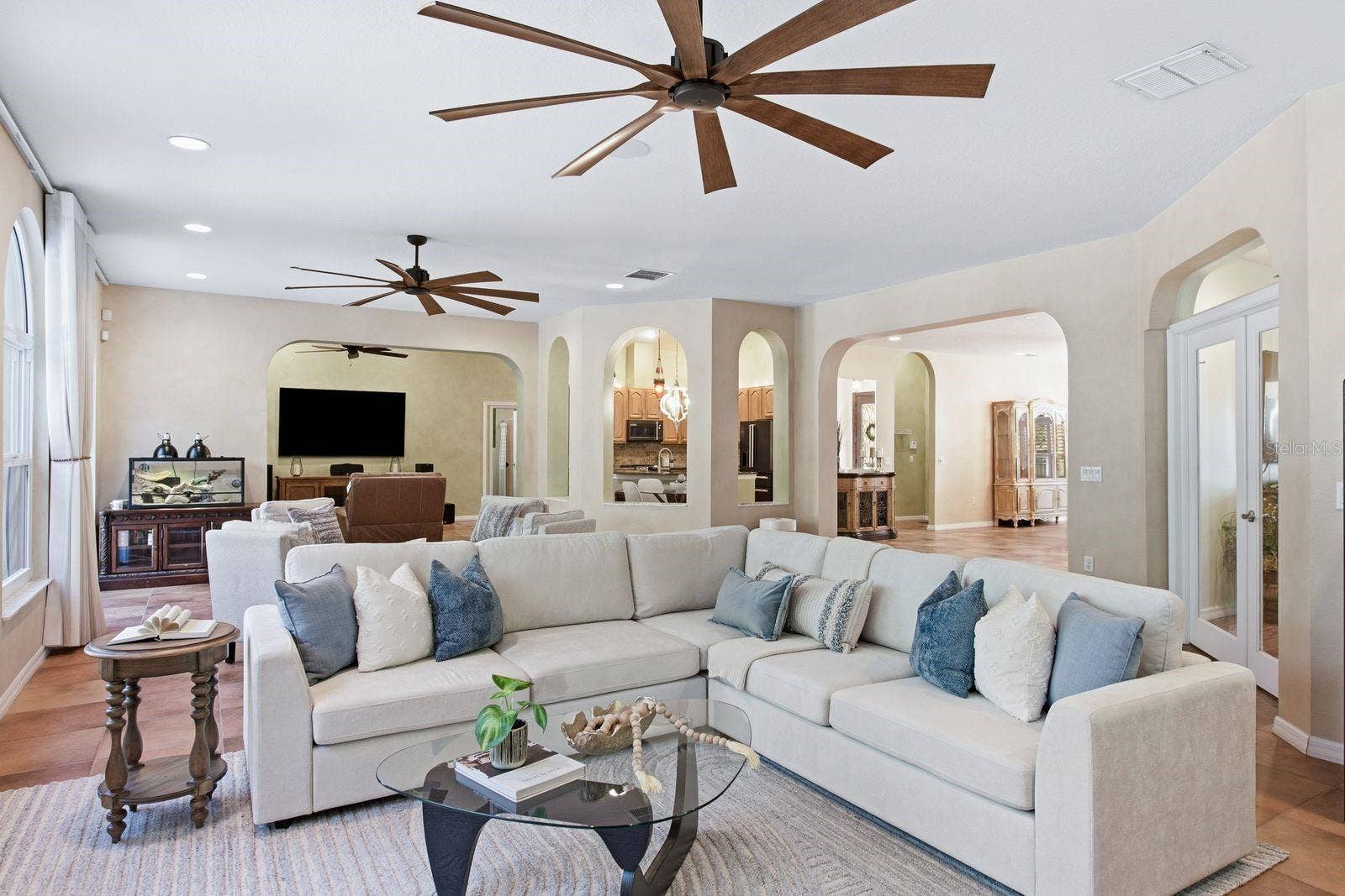 580 S FLORIDA AVENUE, Tarpon Springs, FL 34689 580 S FLORIDA AVENUE, Tarpon Springs, FL 34689