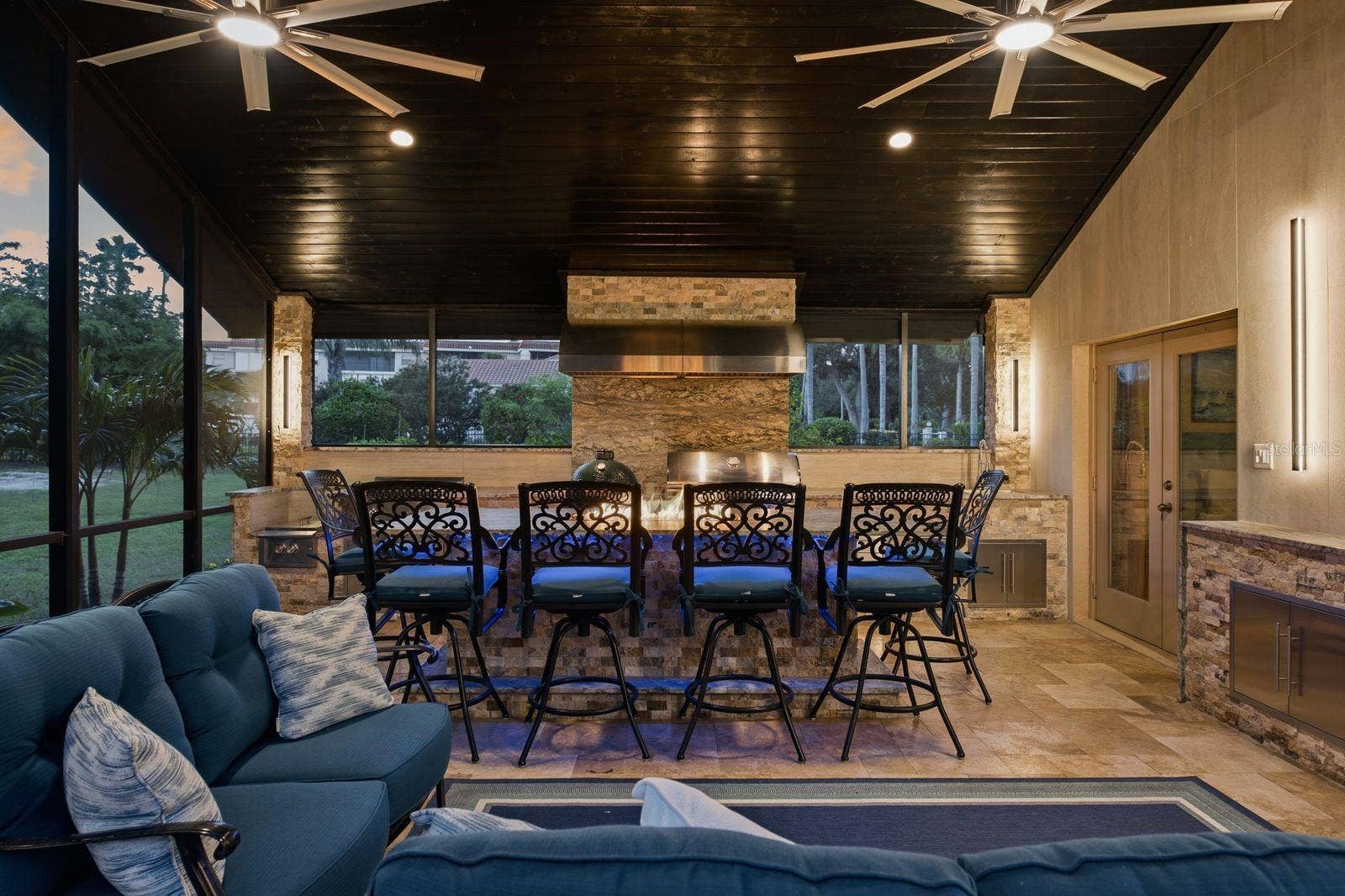 580 S FLORIDA AVENUE, Tarpon Springs, FL 34689 580 S FLORIDA AVENUE, Tarpon Springs, FL 34689