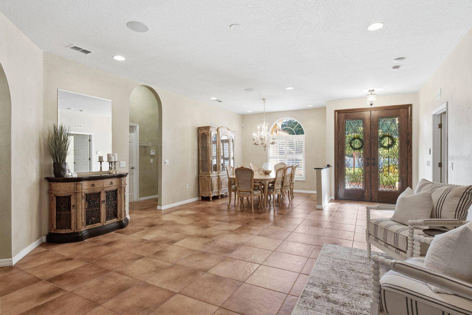 580 S FLORIDA AVENUE, Tarpon Springs, FL 34689 580 S FLORIDA AVENUE, Tarpon Springs, FL 34689