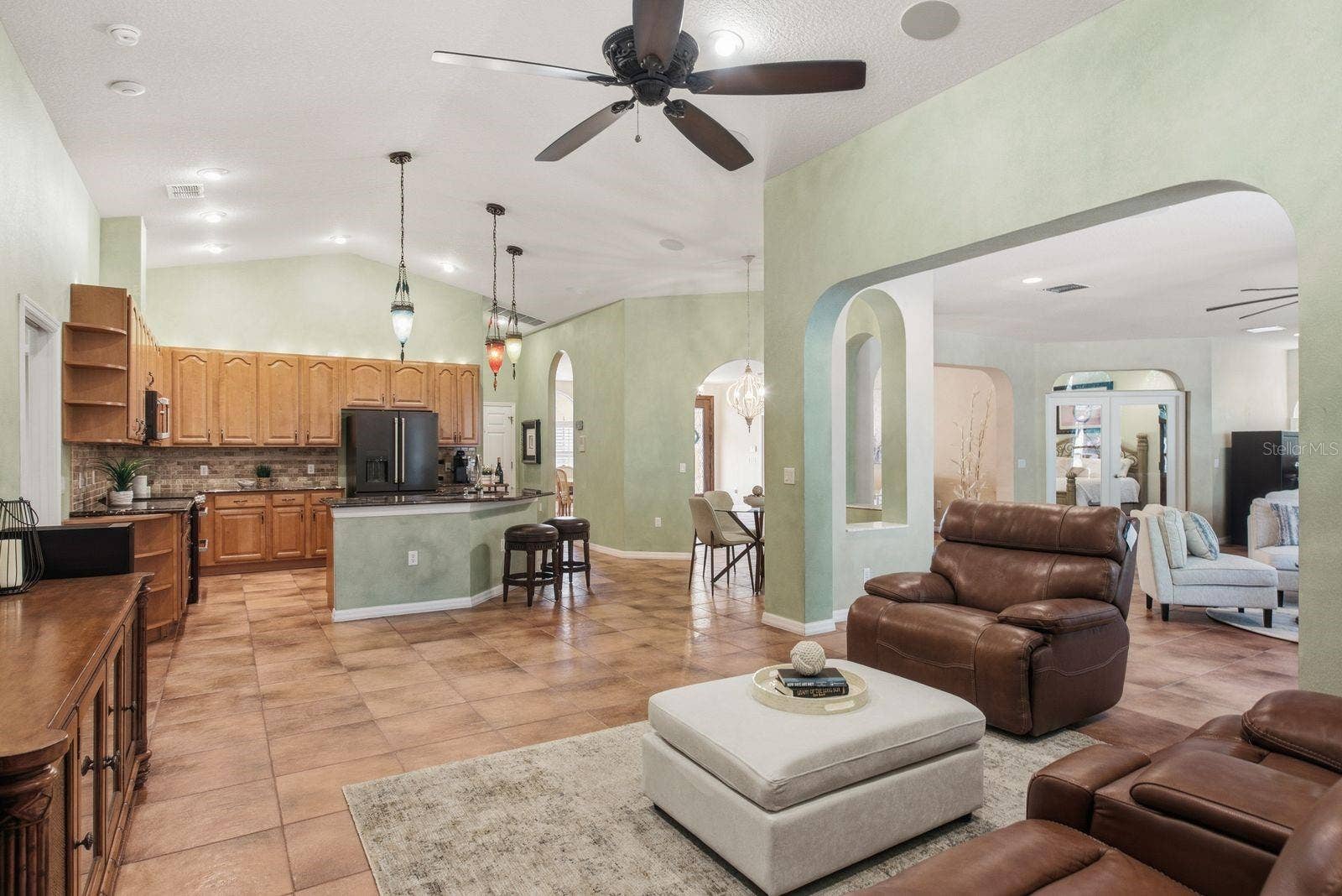 580 S FLORIDA AVENUE, Tarpon Springs, FL 34689 580 S FLORIDA AVENUE, Tarpon Springs, FL 34689