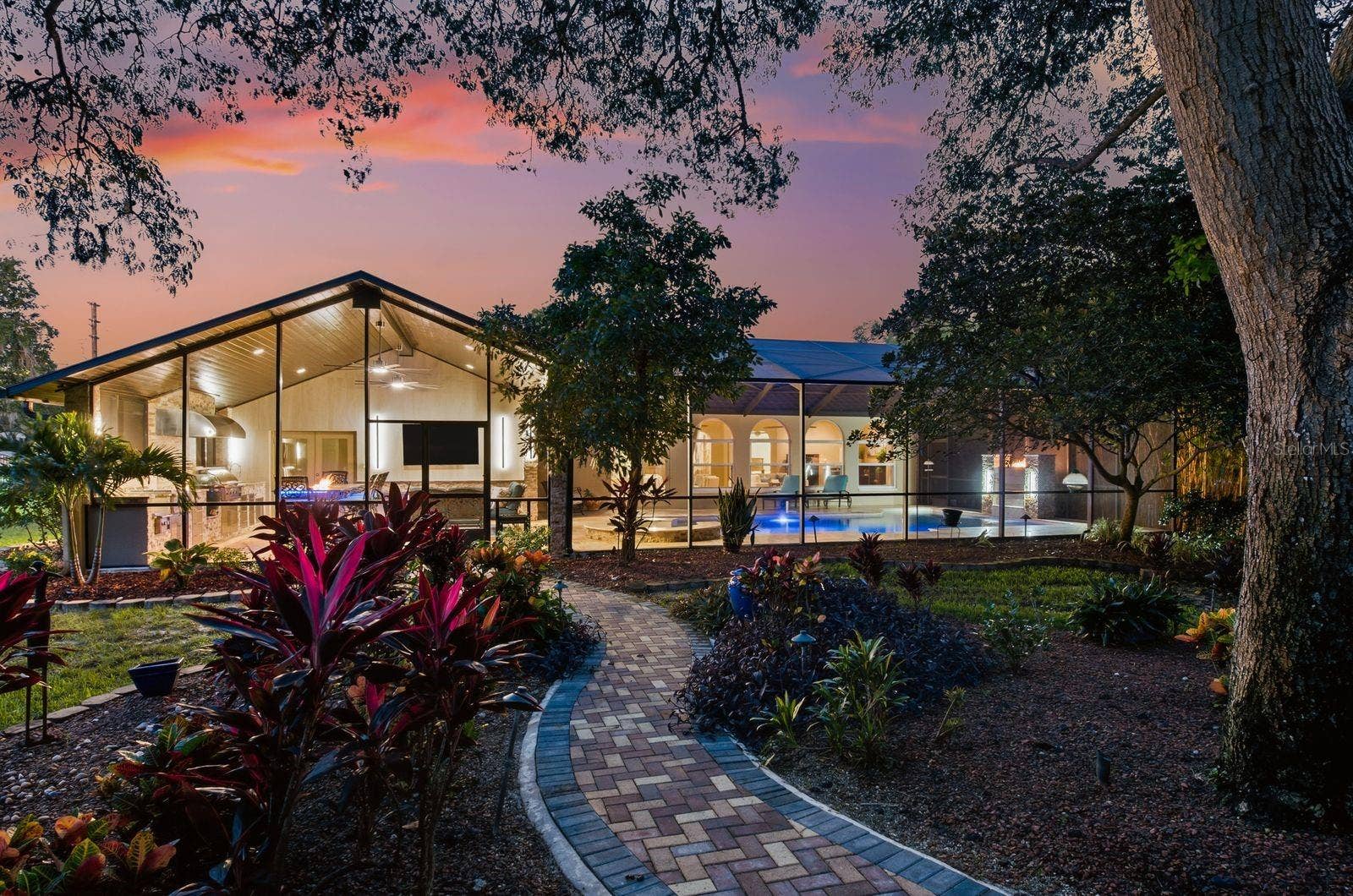 580 S FLORIDA AVENUE, Tarpon Springs, FL 34689 580 S FLORIDA AVENUE, Tarpon Springs, FL 34689