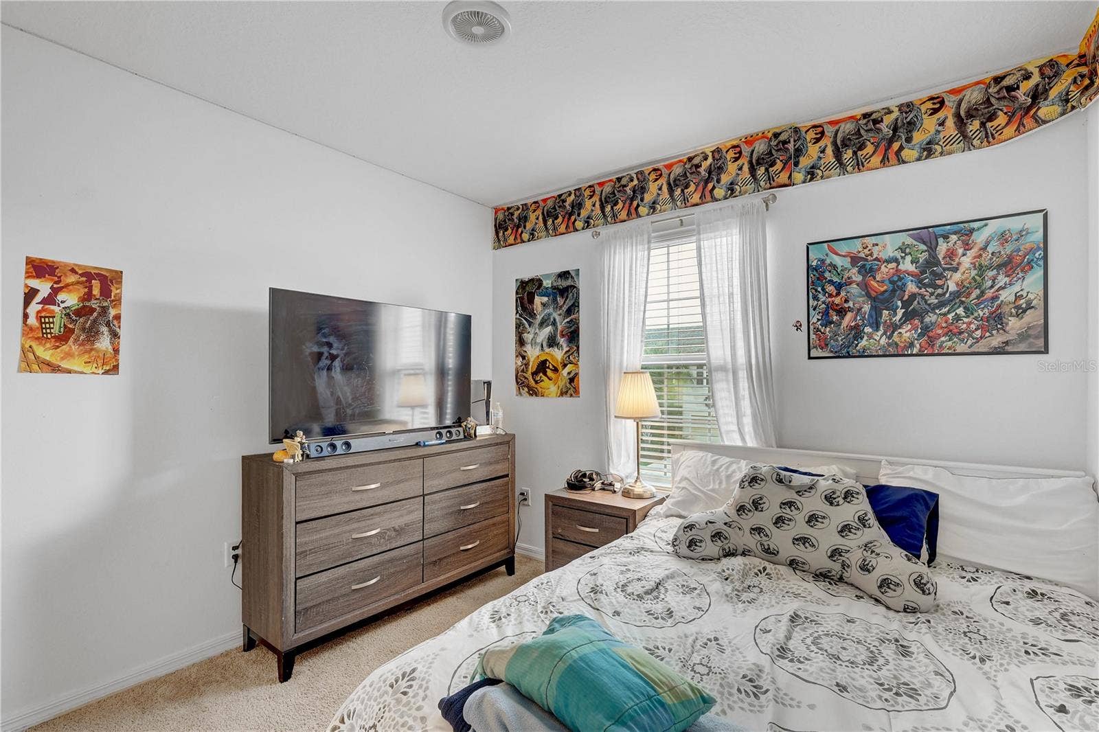 9904 HOUND CHASE DRIVE, Gibsonton, FL 33534 9904 HOUND CHASE DRIVE, Gibsonton, FL 33534