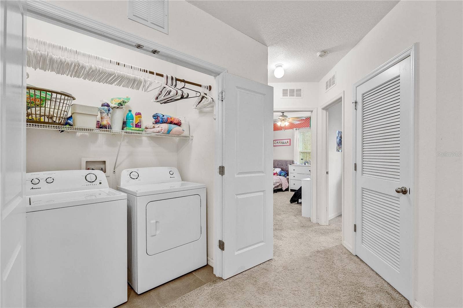9904 HOUND CHASE DRIVE, Gibsonton, FL 33534 9904 HOUND CHASE DRIVE, Gibsonton, FL 33534